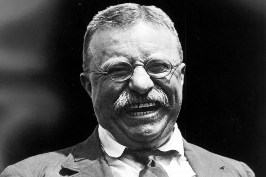 Constructive criticism and direct feedback in leadership